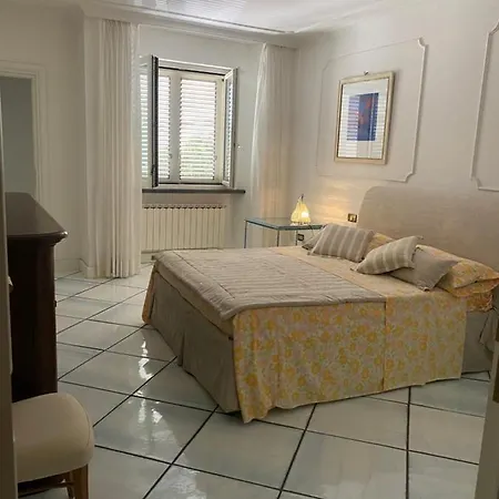 Gaeta Suite * Gaète